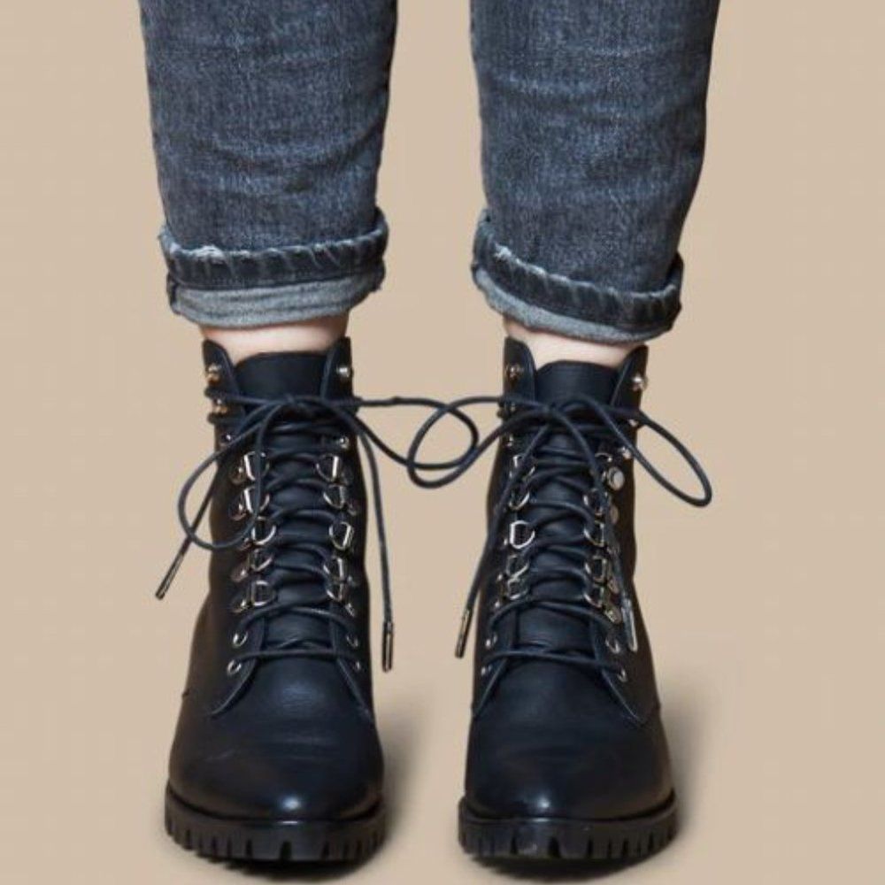 BH&BR Bespoke Handmade Vermont Motto Hiking Boots with Vibram Soles - Size 8
